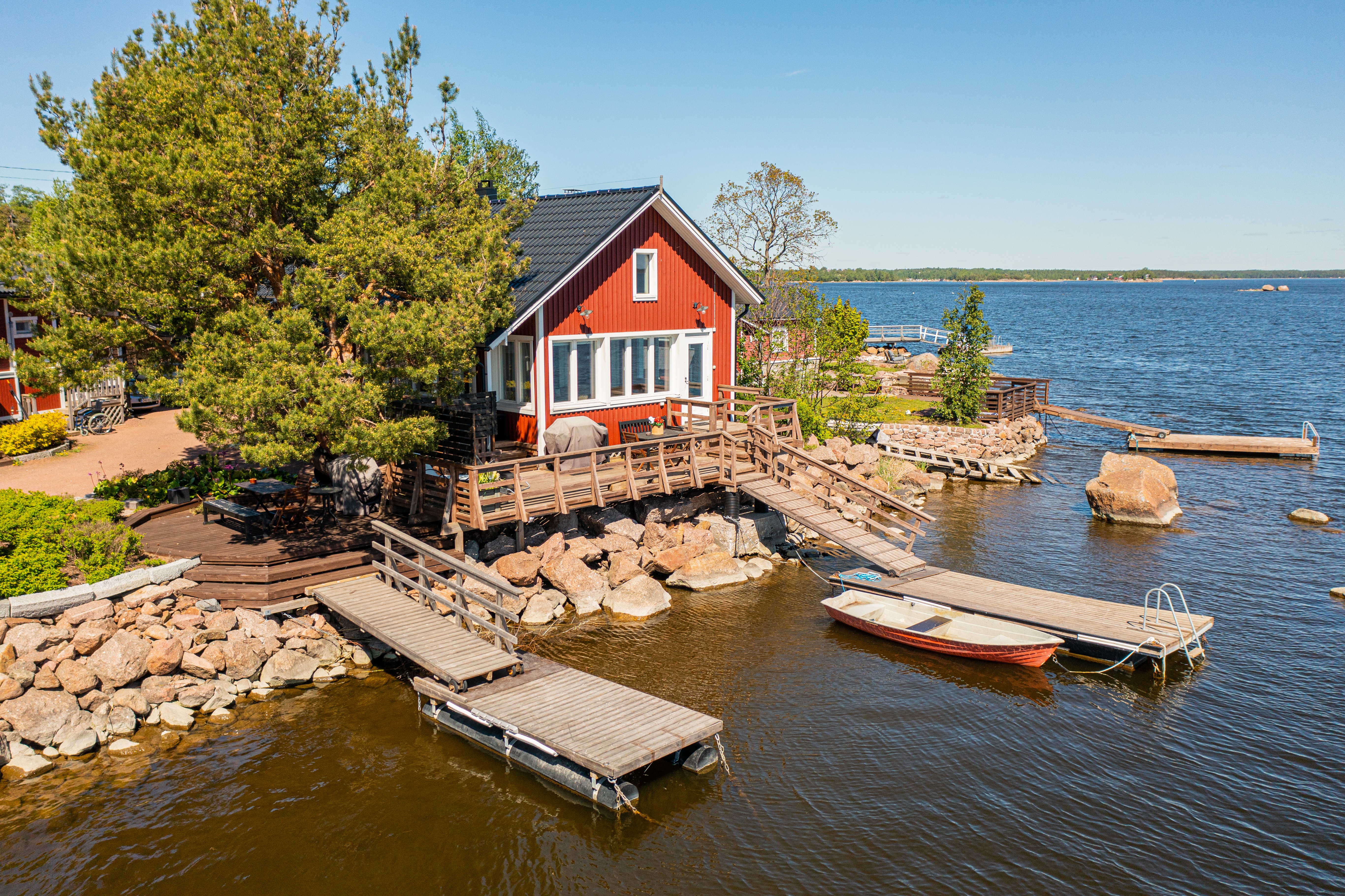 Rantakari mökki